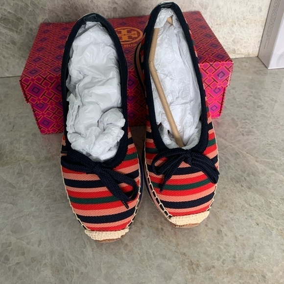 Tory Burch Shoes - TORY BURCH Daisy Espadrille Sneaker